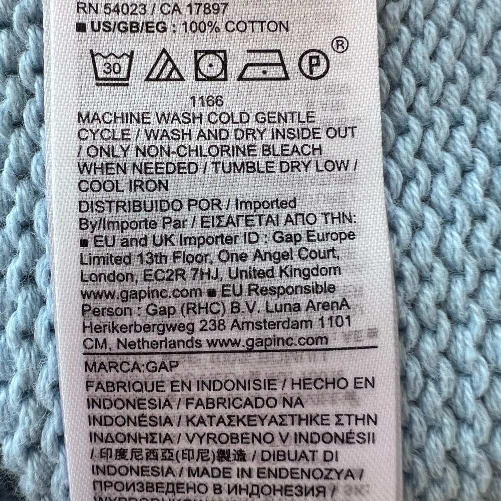 NWT size M GAP Light Blue rolled neck Crewneck Sweater - Picture 10 of 10